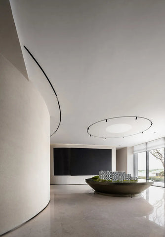 the designer employed a minimalist approach as a backdrop allowing nature to take center stage.